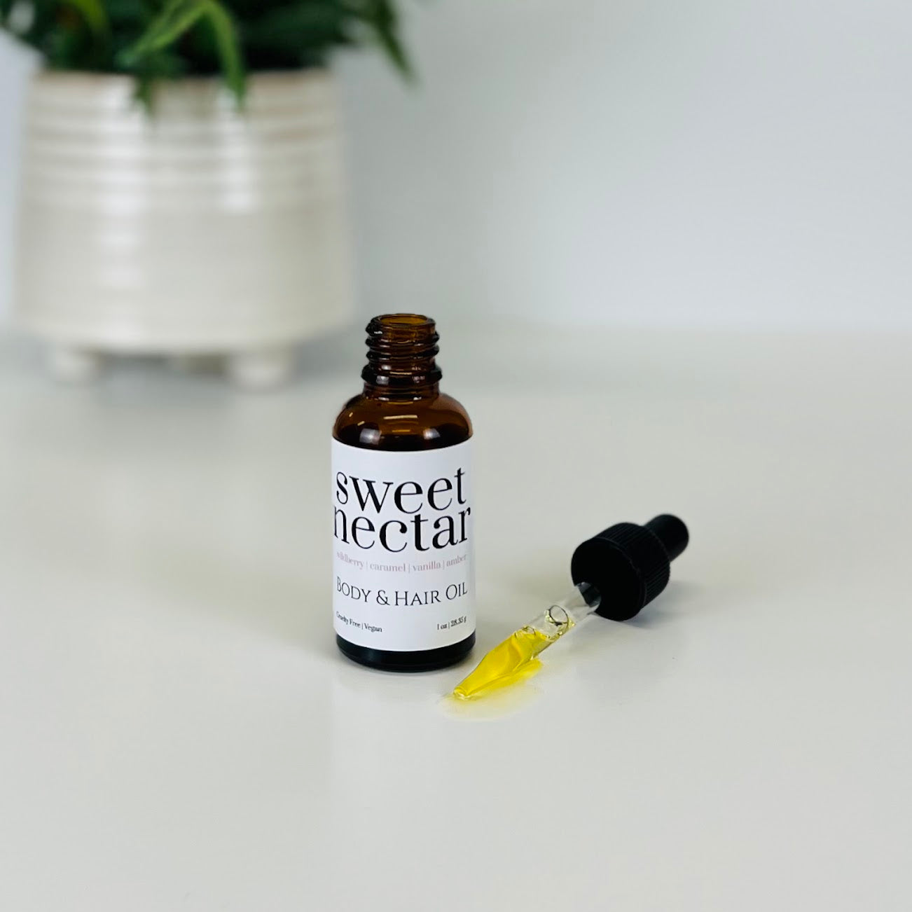 Ultra Nourishing Body & Hair Oil – Lightweight, Non-Greasy Hydration