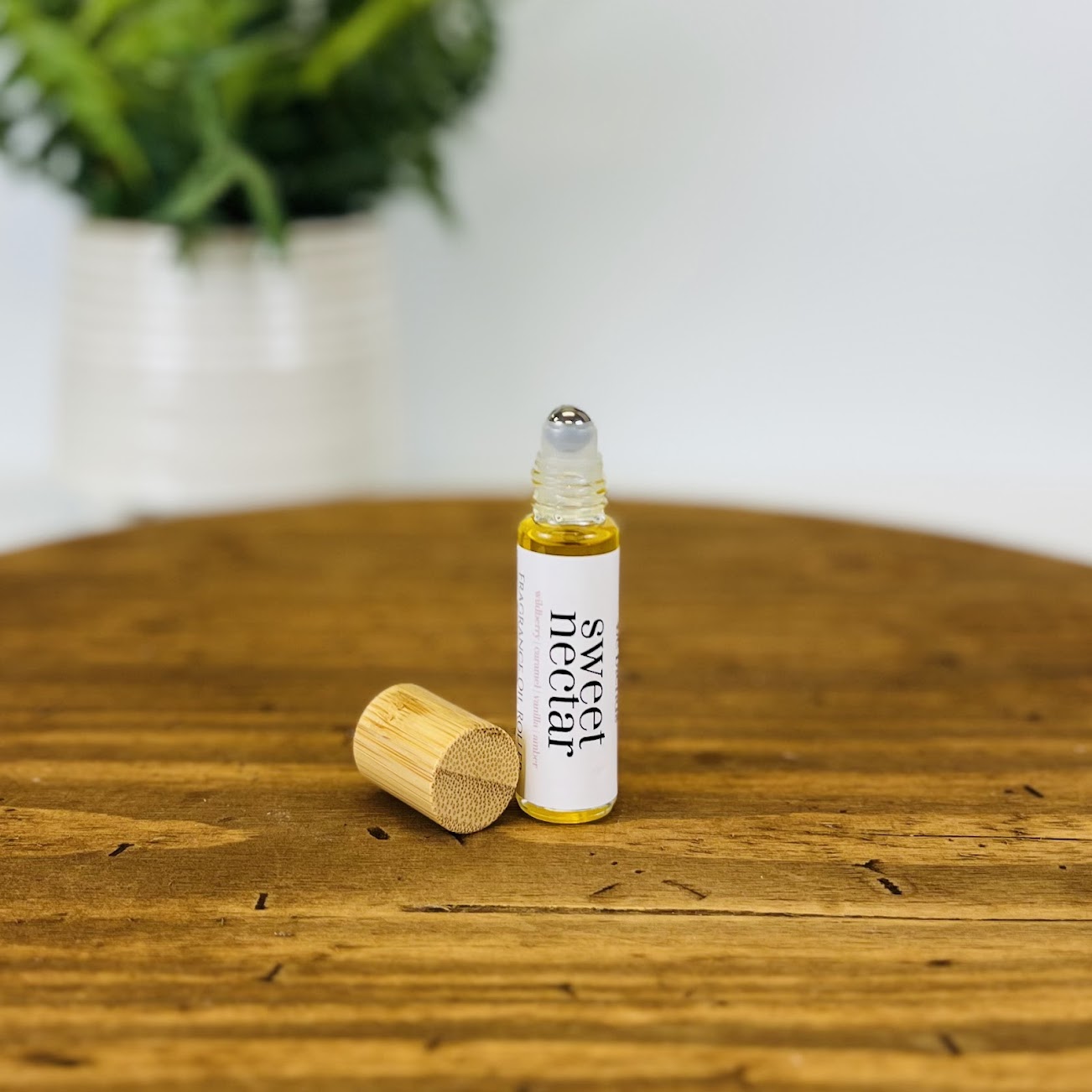 Fragrance Oil Rollers – Travel Size Perfume Oils