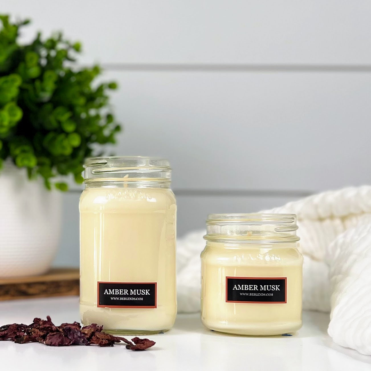 Amber Musk Soy Candles and Wax Melts