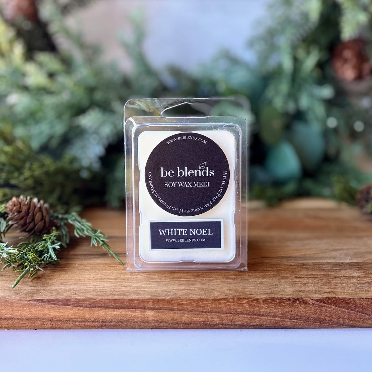 White Noel Soy Candle | Christmas Tree & Christmas Cookie